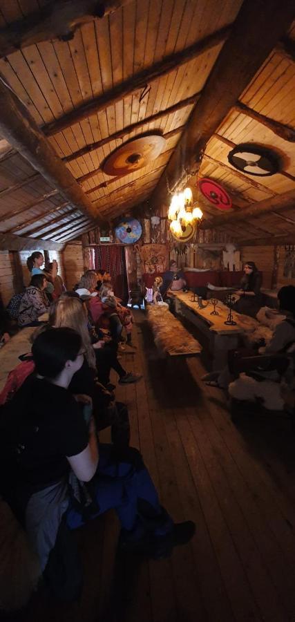 Bed and Breakfast Vittfarnas Hird Vikingaby Sosdala Exterior foto